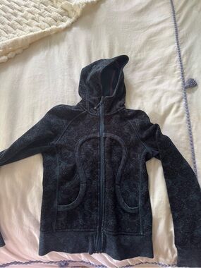 lululemon athletica Black Hooded Zip Jacket with Subtle Pattern